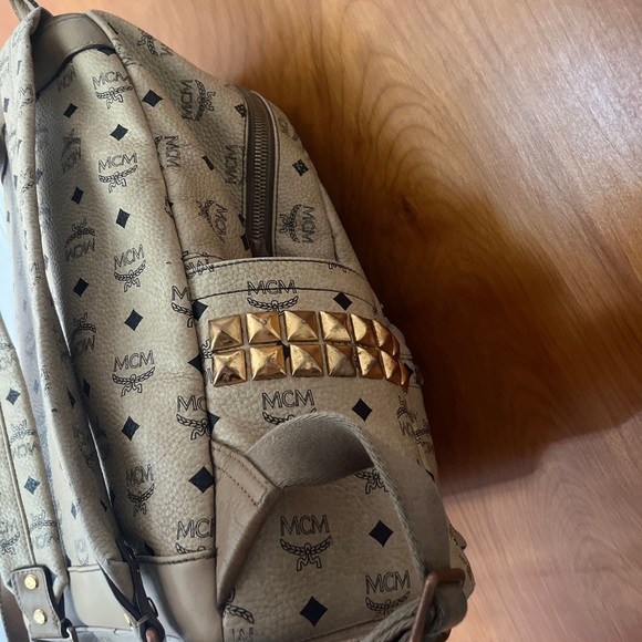 Munchen stark backpack (DESIGNER BAG) - Picture 4 of 8